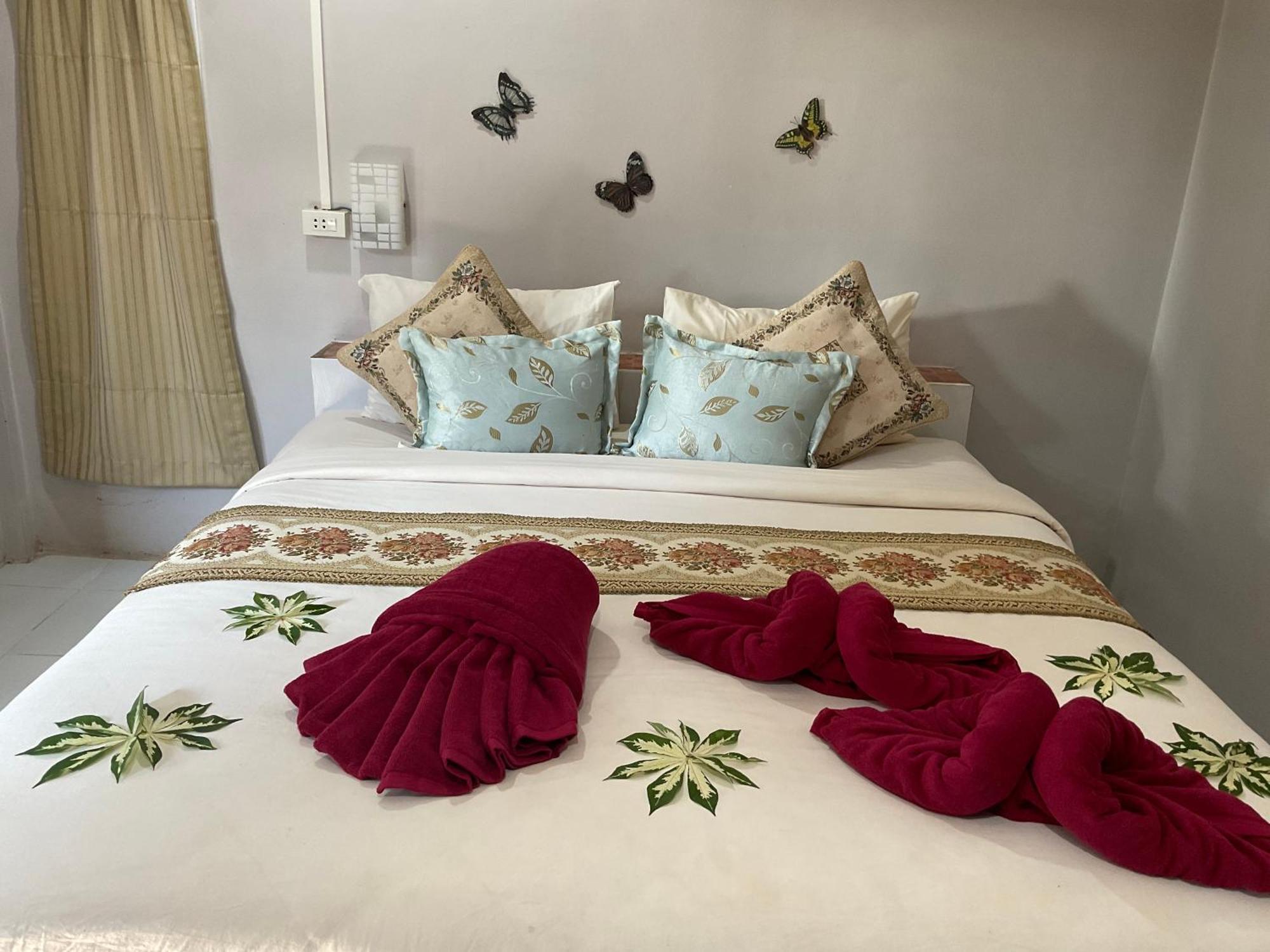 Mada Lanta Mai Keaw Hotel Ko Lanta Kültér fotó