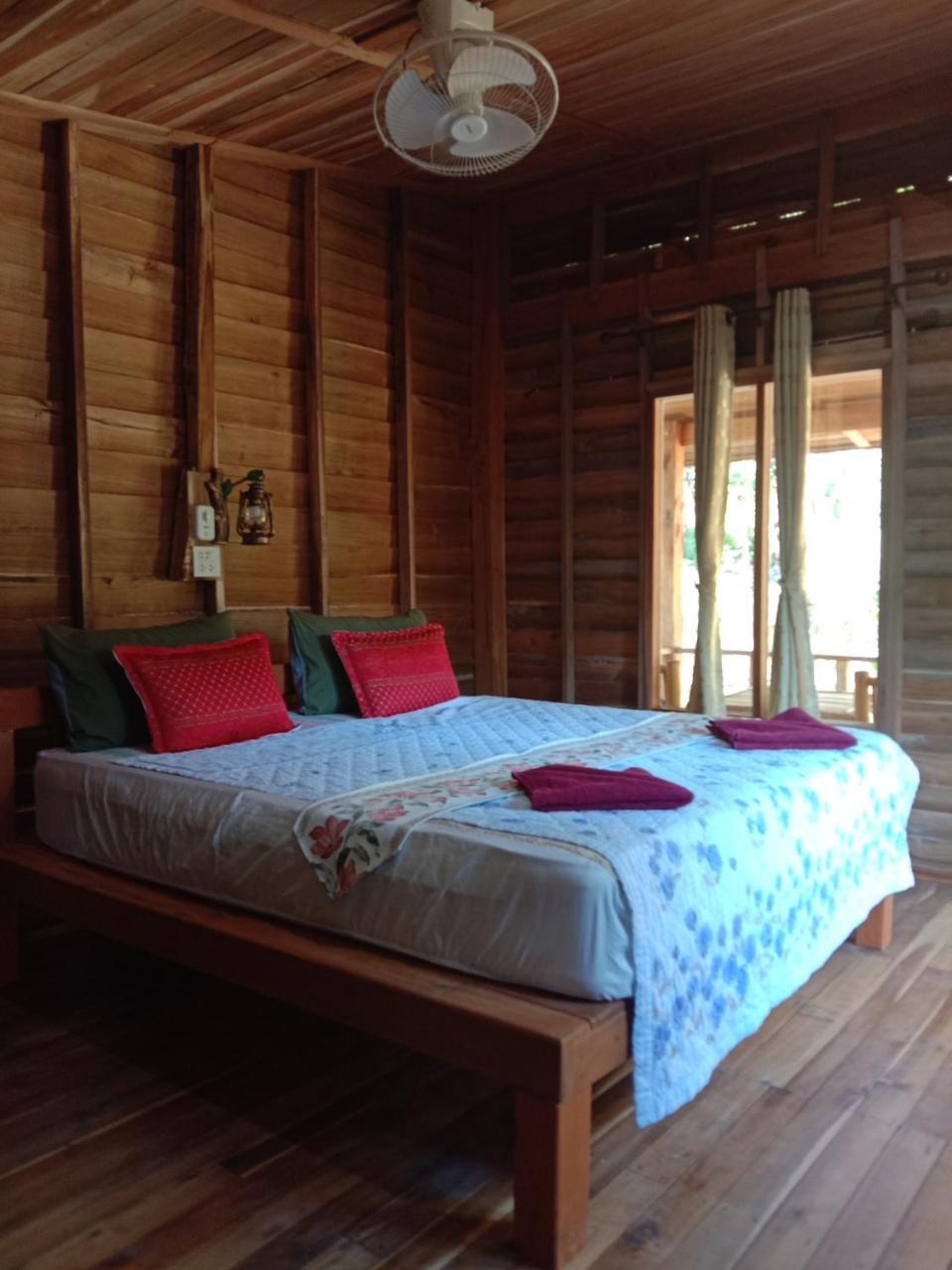 Mada Lanta Mai Keaw Hotel Ko Lanta Kültér fotó